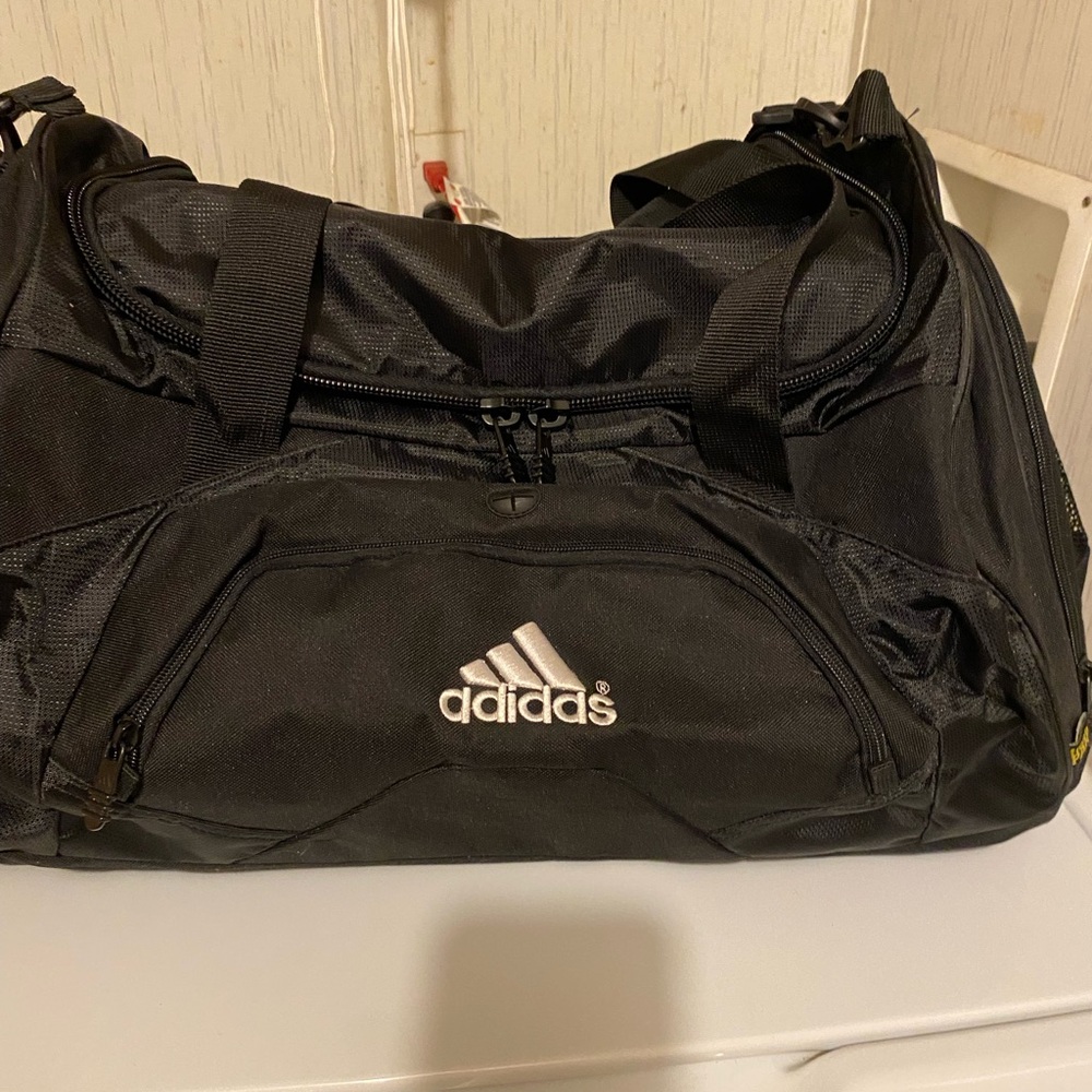 Adidas Duffel Bag “unisex”